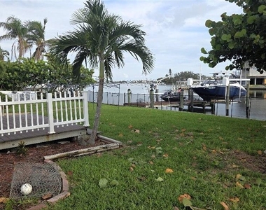 5412 Leilani Drive - Photo Thumbnail 14