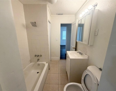 1502 W Grace Street - Photo Thumbnail 11