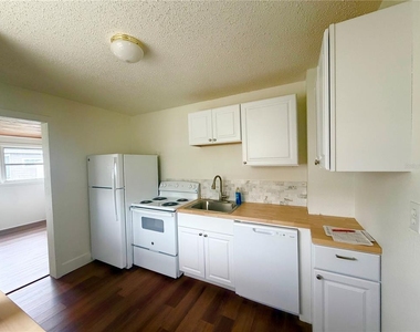 1502 W Grace Street - Photo Thumbnail 4