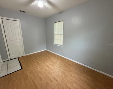 2705 6th Street W - Photo Thumbnail 4