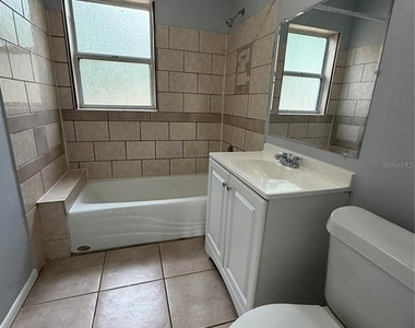 2705 6th Street W - Photo Thumbnail 5