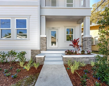 915 E 15th Avenue - Photo Thumbnail 7