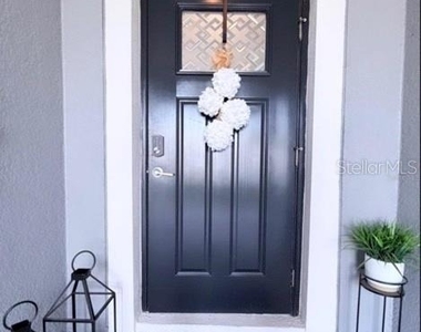 6047 Acara Lane - Photo Thumbnail 1