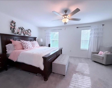6047 Acara Lane - Photo Thumbnail 5