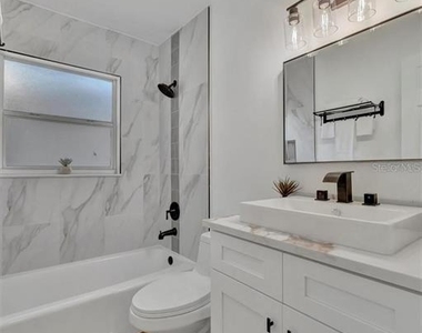 6209 Flamingo Drive - Photo Thumbnail 32