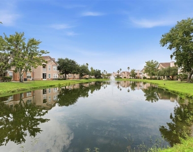 10436 Villa View Circle - Photo Thumbnail 33
