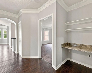 10436 Villa View Circle - Photo Thumbnail 6