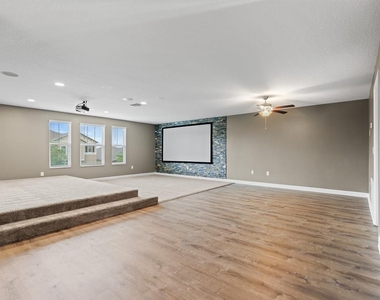9650 Ivory Drive - Photo Thumbnail 21