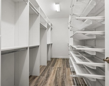 9650 Ivory Drive - Photo Thumbnail 19