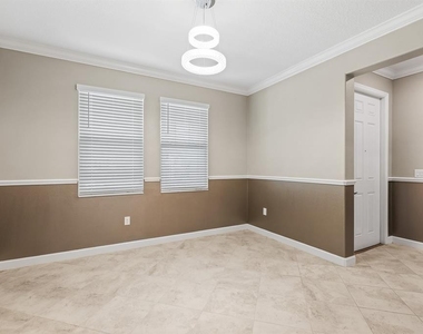 9650 Ivory Drive - Photo Thumbnail 4