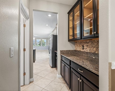 9650 Ivory Drive - Photo Thumbnail 5