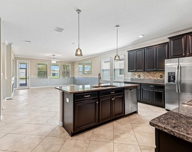 9650 Ivory Drive - Photo Thumbnail 6