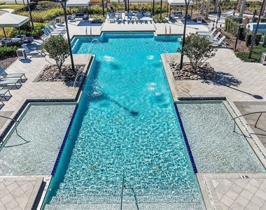 2326 Village Amble Loop - Photo Thumbnail 40
