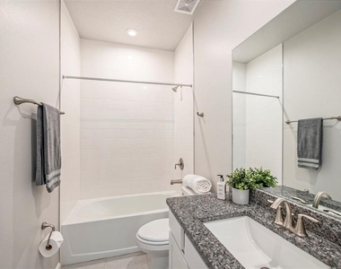 2326 Village Amble Loop - Photo Thumbnail 24