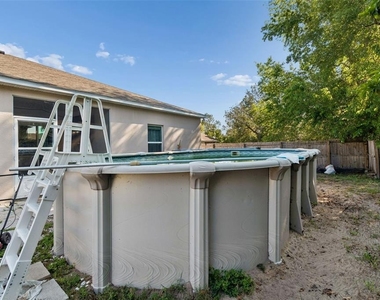 13046 Linden Drive - Photo Thumbnail 19