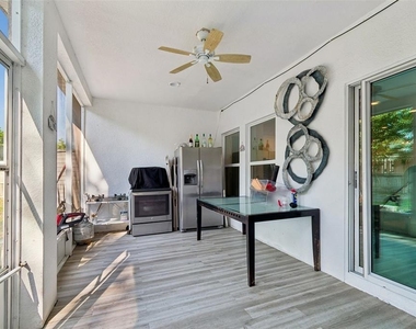 13046 Linden Drive - Photo Thumbnail 16