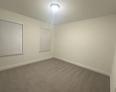 14234 Damselfly Drive - Photo Thumbnail 16