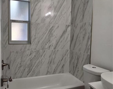 4637 12th Avenue N - Photo Thumbnail 6