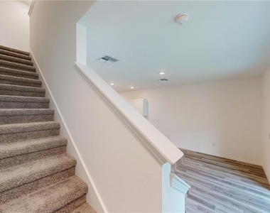 17280 Bigleaf Mahogany Lane - Photo Thumbnail 15