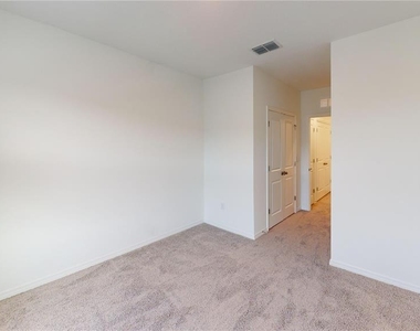 17280 Bigleaf Mahogany Lane - Photo Thumbnail 31