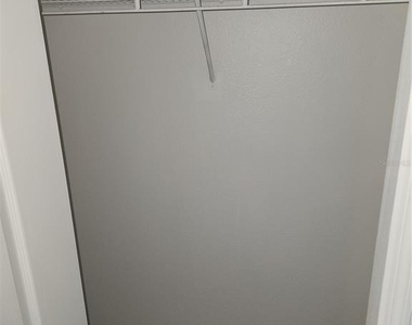 5704 Grindstone Loop - Photo Thumbnail 10