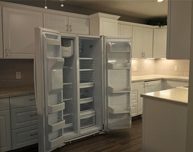 12119 Sunny Glen Lane - Photo Thumbnail 6