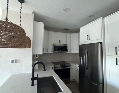 5000 Culbreath Key Way - Photo Thumbnail 3