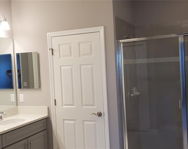 29821 Southwell Lane - Photo Thumbnail 8