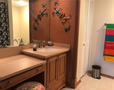 1460 Gulf Boulevard - Photo Thumbnail 10