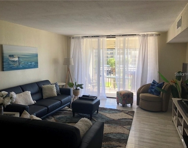 1460 Gulf Boulevard - Photo Thumbnail 2