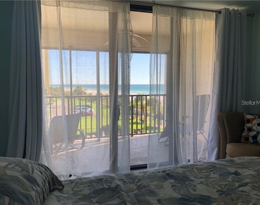 1460 Gulf Boulevard - Photo Thumbnail 9