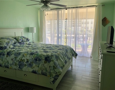 1460 Gulf Boulevard - Photo Thumbnail 18