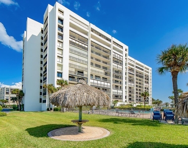 1460 Gulf Boulevard - Photo Thumbnail 24
