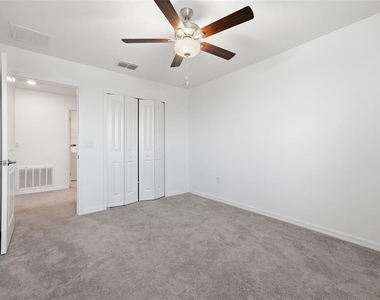 12860 Tripoli Ave - Photo Thumbnail 24