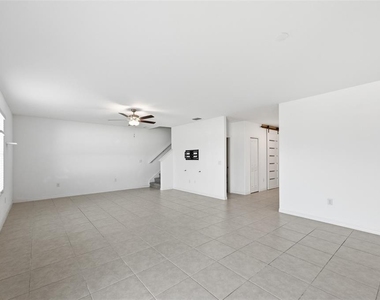 12860 Tripoli Ave - Photo Thumbnail 8