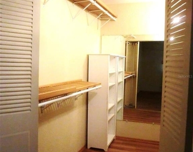 202 Bedford Trail - Photo Thumbnail 12