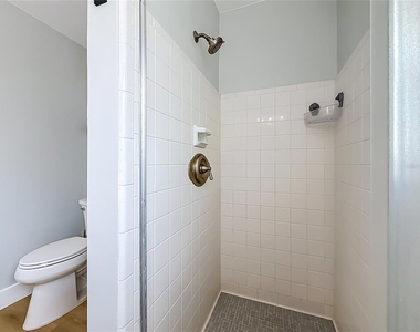 3602 Casablanca Avenue - Photo Thumbnail 41