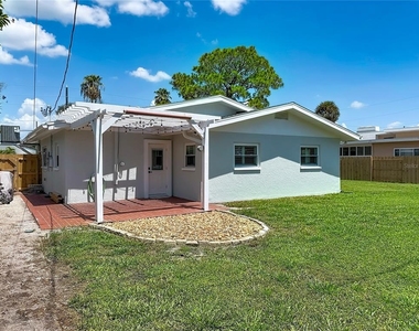 3602 Casablanca Avenue - Photo Thumbnail 49