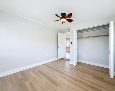 3602 Casablanca Avenue - Photo Thumbnail 24