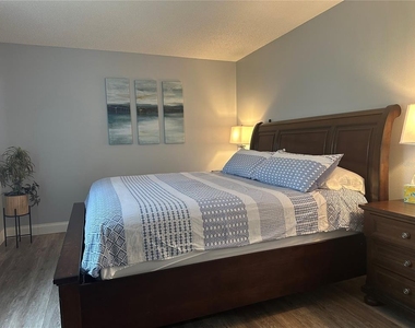6335 Palma Del Mar Boulevard S - Photo Thumbnail 13