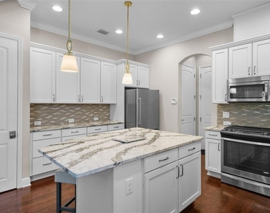 214 S Habana Avenue - Photo Thumbnail 6