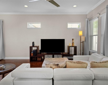 214 S Habana Avenue - Photo Thumbnail 16