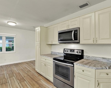 8567 Ridge Road - Photo Thumbnail 4