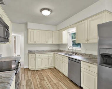 8567 Ridge Road - Photo Thumbnail 3