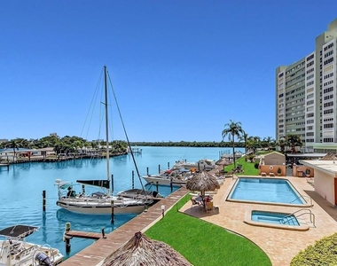 51 Island Way - Photo Thumbnail 31