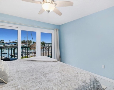 51 Island Way - Photo Thumbnail 13