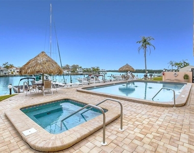 51 Island Way - Photo Thumbnail 33
