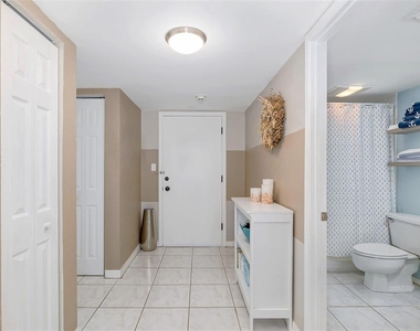 51 Island Way - Photo Thumbnail 5