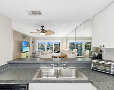 51 Island Way - Photo Thumbnail 23