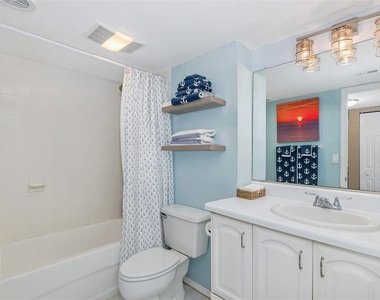 51 Island Way - Photo Thumbnail 8